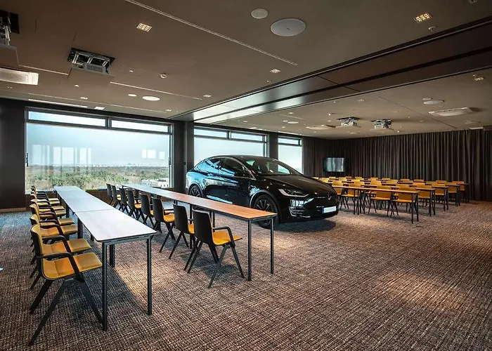 B Mine Frankfurt Airport Hotel *