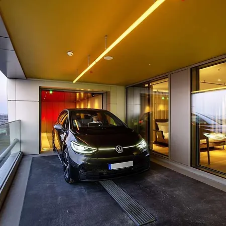 Hotel B Mine Frankfurt Airport