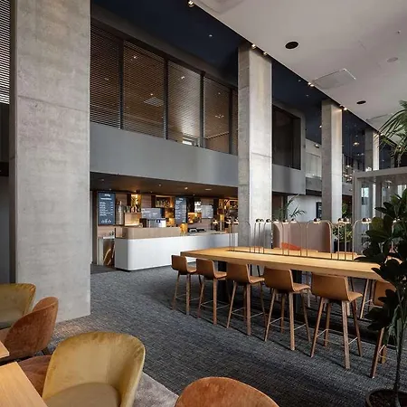 B Mine Frankfurt Airport Hotel *