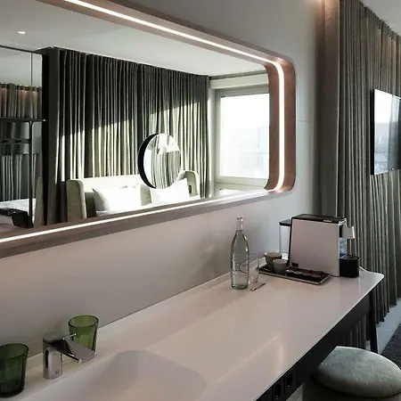 Hotel B Mine Frankfurt Airport