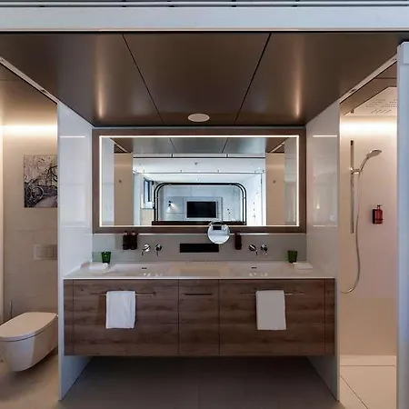 B Mine Frankfurt Airport Φραγκφούρτη