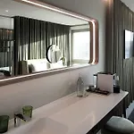 Hotel B Mine Frankfurt Airport