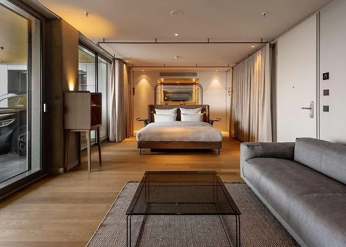 B Mine Frankfurt Airport